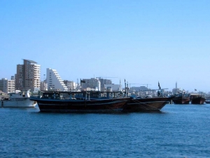توسعه بنادر شرق و غرب استان هرمزگان