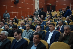 از بحران انرژی و بروکراسی معادن تا توقف واردات ماشین&zwnj;آلات در برابر وزیر صمت